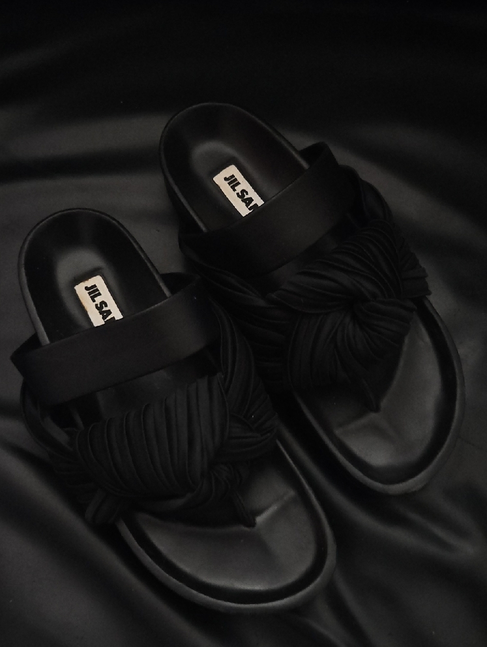 Jil Sander Black Pleats and Knot Flat Sandal Shoe  Sz 5 US - Picture 3 of 13